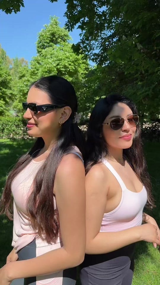 Post 6 by Michi on TikTok (video)