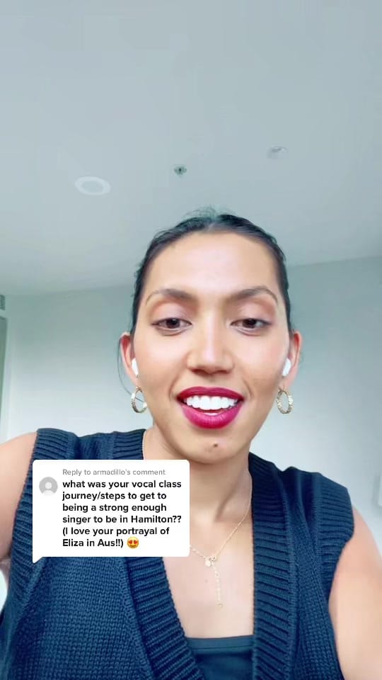 Post 10 by Chloé Zuel on TikTok (video)