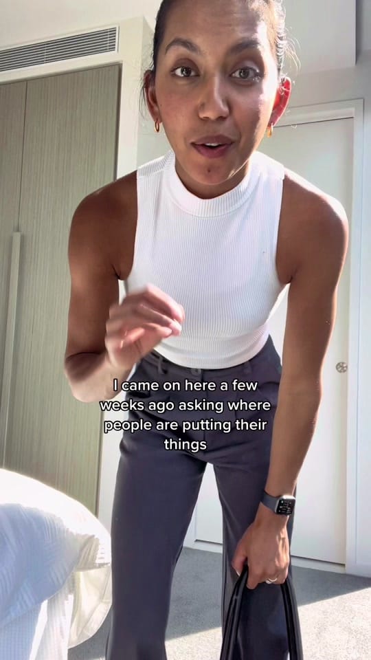 Post 7 by Chloé Zuel on TikTok (video)