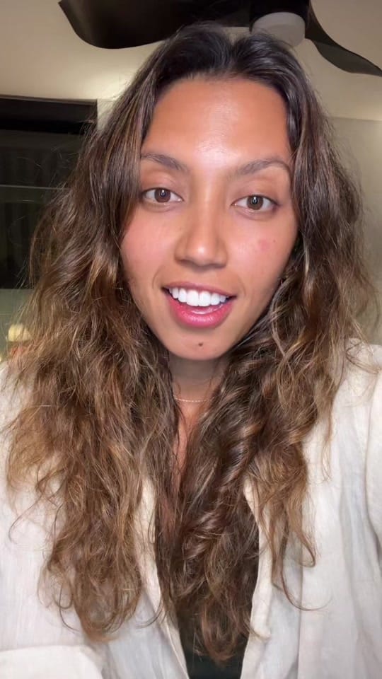 Post 1 by Chloé Zuel on TikTok (video)