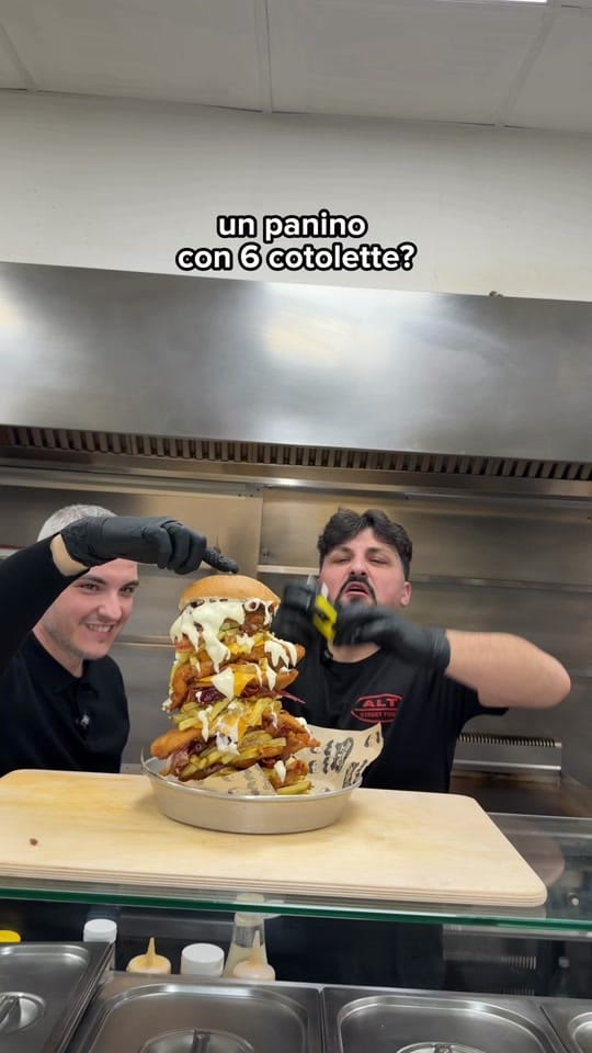 Post 8 by ALT STREET FOOD F.lli Iodice on TikTok (video)