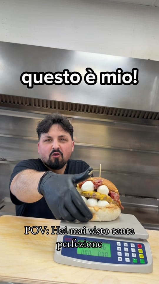 Post 7 by ALT STREET FOOD F.lli Iodice on TikTok (video)