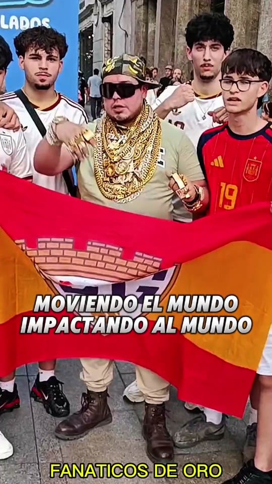 Post 2 by EL MEXICANO DE ORO OFICIAL on TikTok (video)