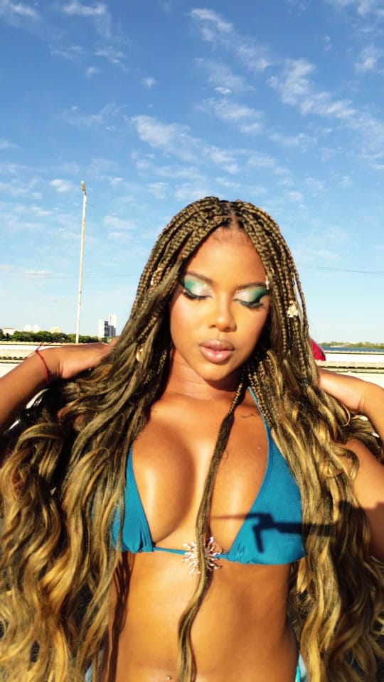 Post 9 by vitoriaandradereal on TikTok (video)