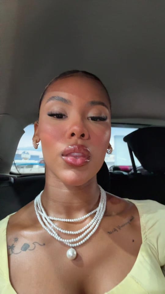 Post 1 by vitoriaandradereal on TikTok (video)