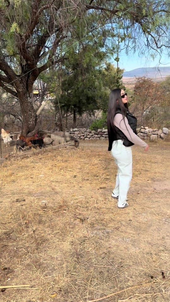 Post 5 by 𝐑 𝐎 𝐗 𝐀 𝐍 𝐀 ✰ on TikTok (video)