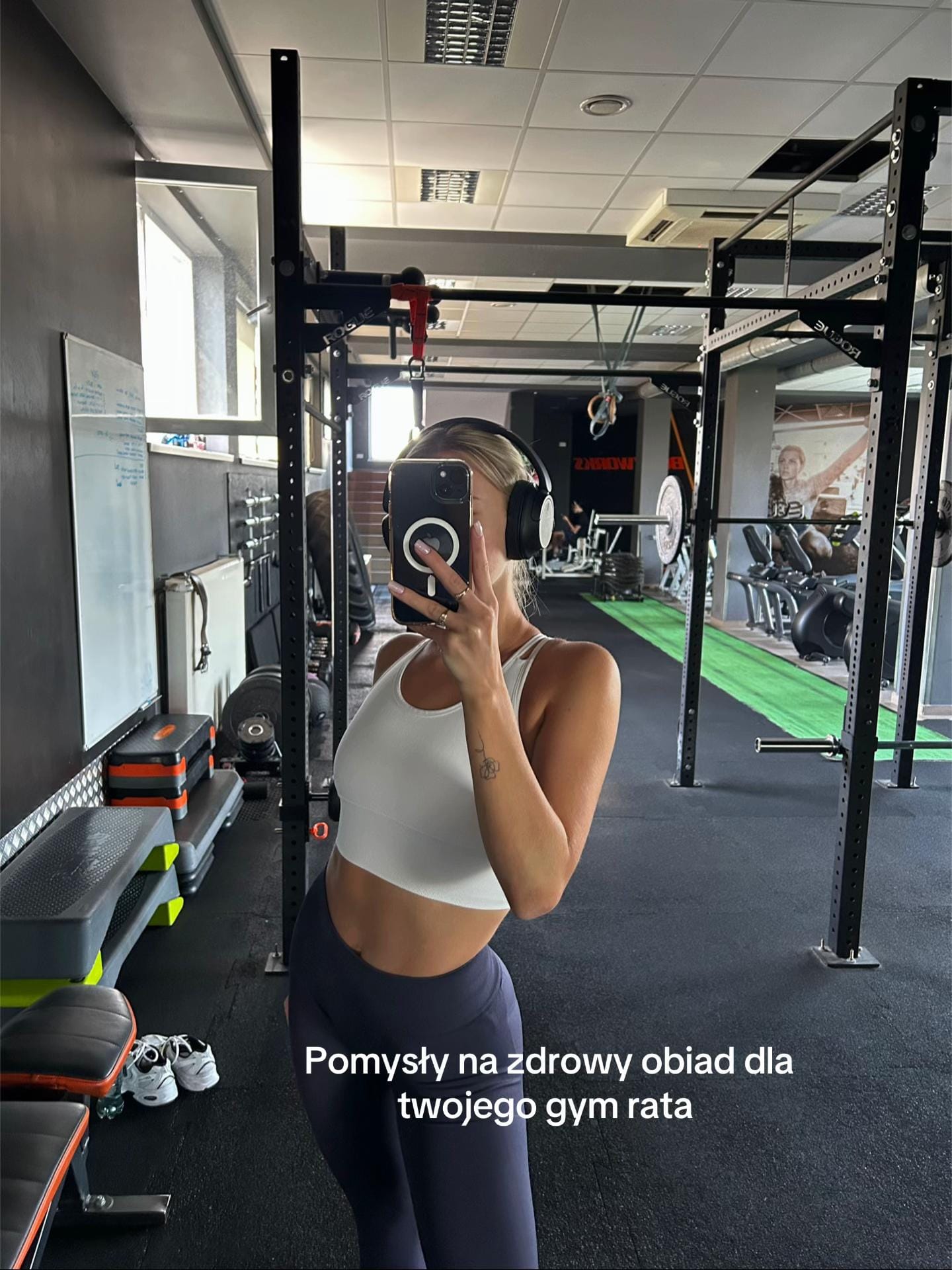 Post 10 by Paula Misygar on TikTok (video)