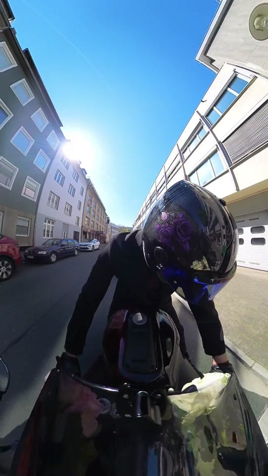 Post 2 by BikerVillain (Yunus) on TikTok (video)