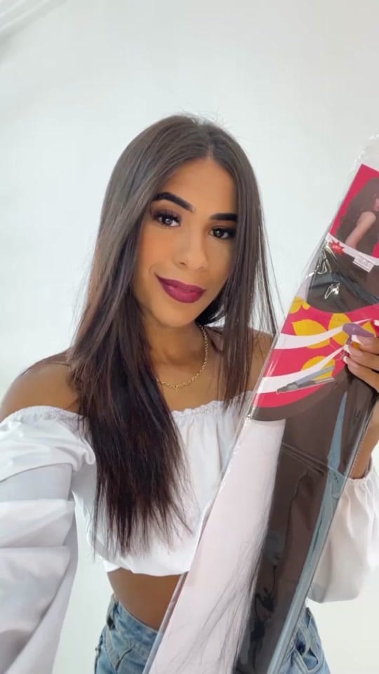 Post 9 by Vitoria Píres on TikTok (video)