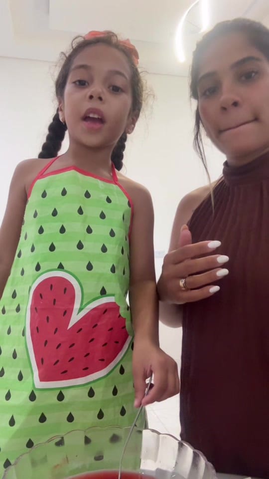 Post 4 by Vitoria Píres on TikTok (video)