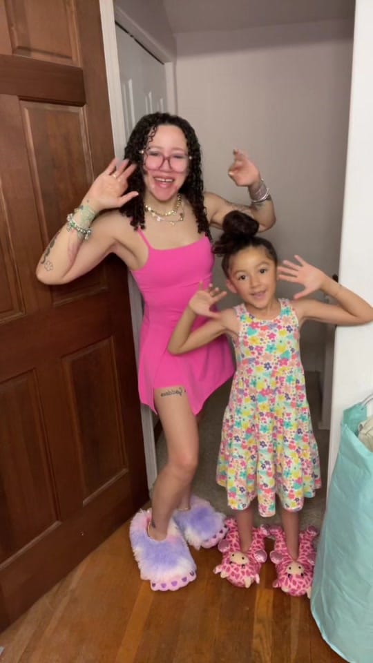 Post 4 by Libra Nieves on TikTok (video)