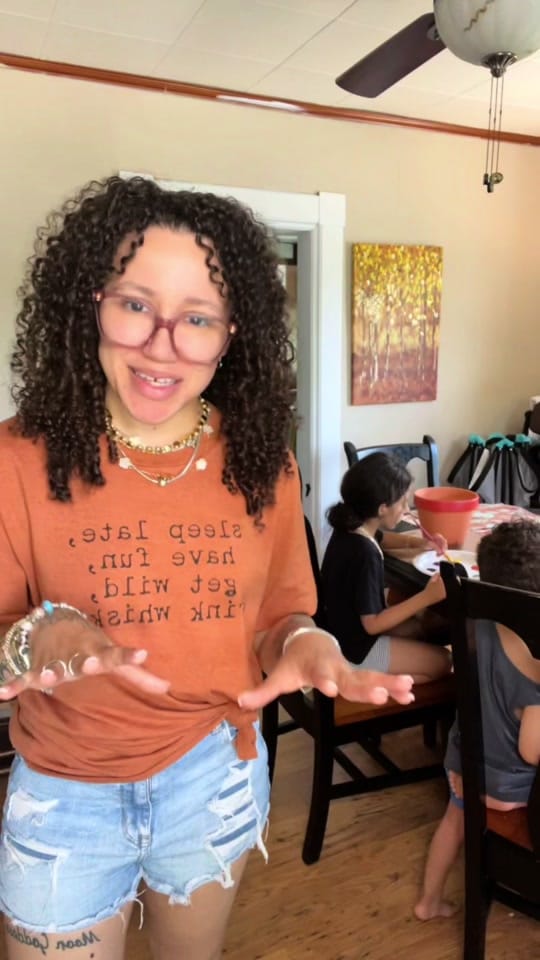Post 6 by Libra Nieves on TikTok (video)