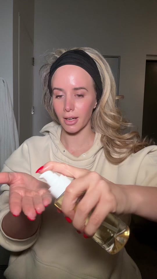 Post 4 by ThePlasticNP on TikTok (video)