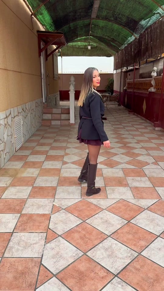 Post 3 by Alicia Martínez on TikTok (video)