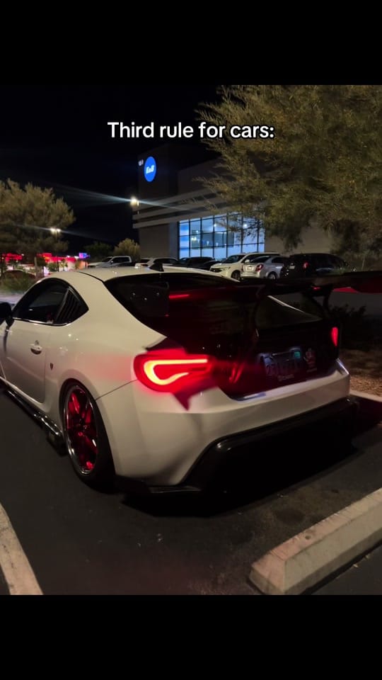 Post 4 by Simpingbrz on TikTok (video)