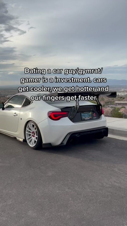 Post 10 by Simpingbrz on TikTok (video)