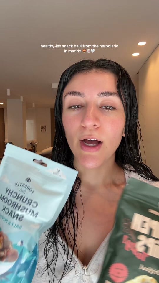 Post 6 by Cristina on TikTok (video)