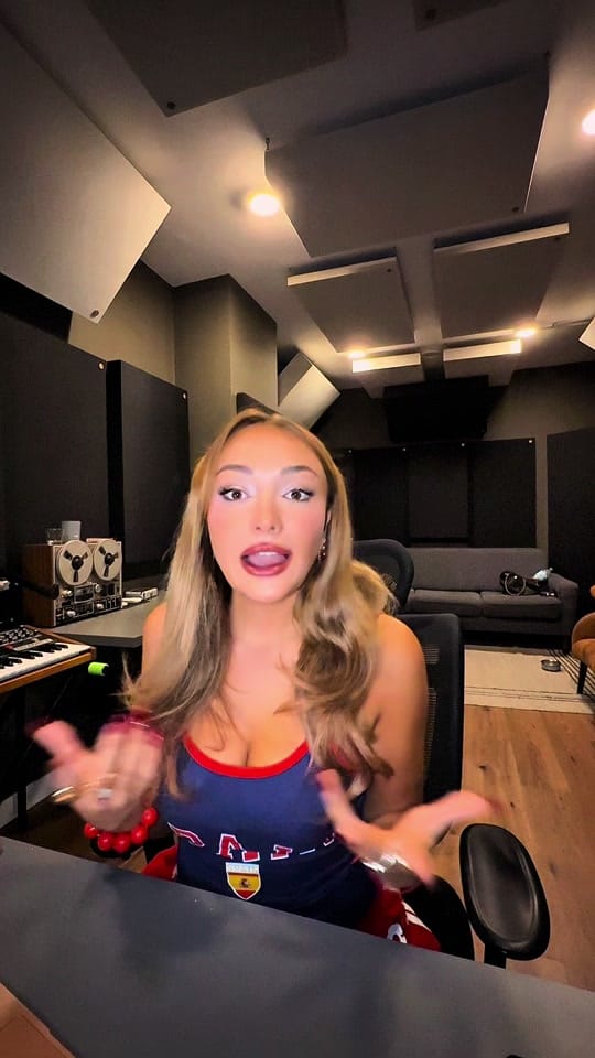 Post 10 by SOFÍA MARTÍN on TikTok (video)