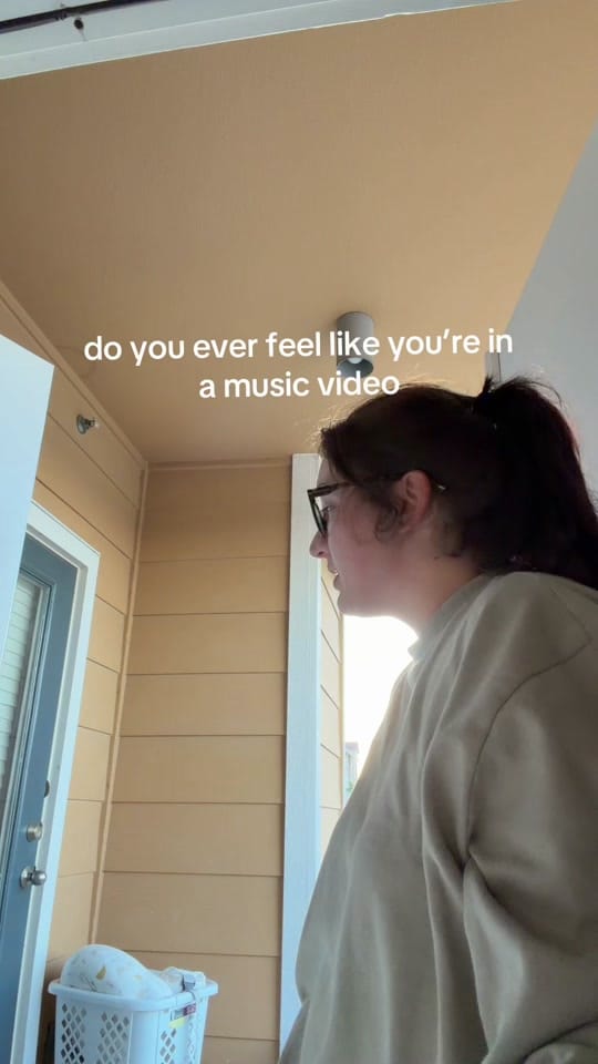 Post 1 by Kelsey Griswold on TikTok (video)