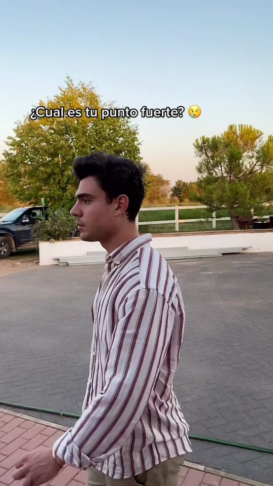 Post 9 by Albertomonturiol on TikTok (video)