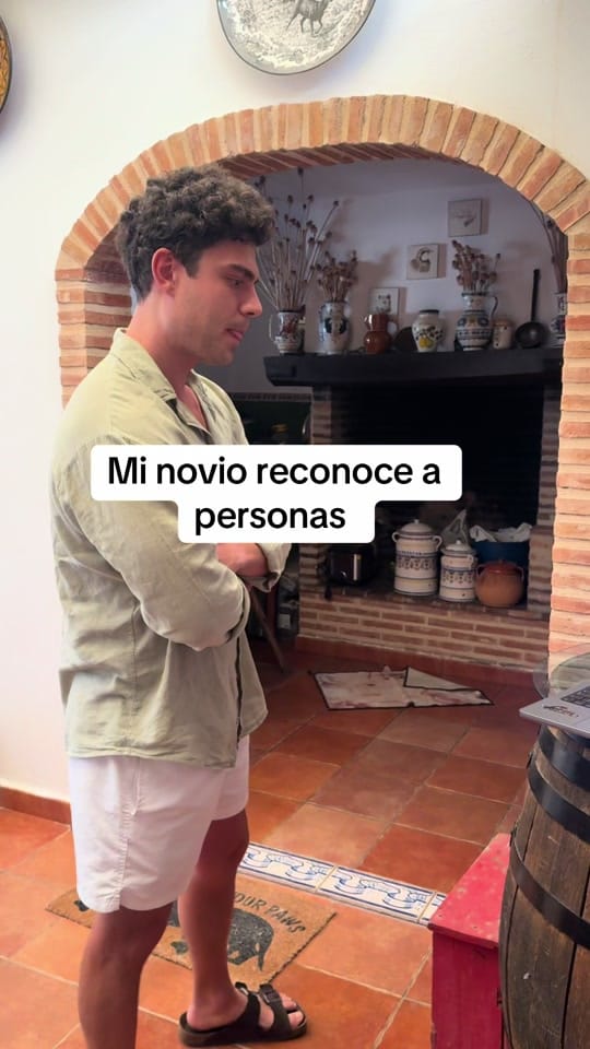 Post 7 by Albertomonturiol on TikTok (video)