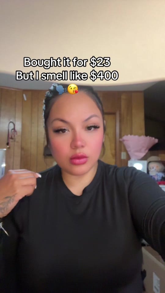 Post 4 by Moni on TikTok (video)