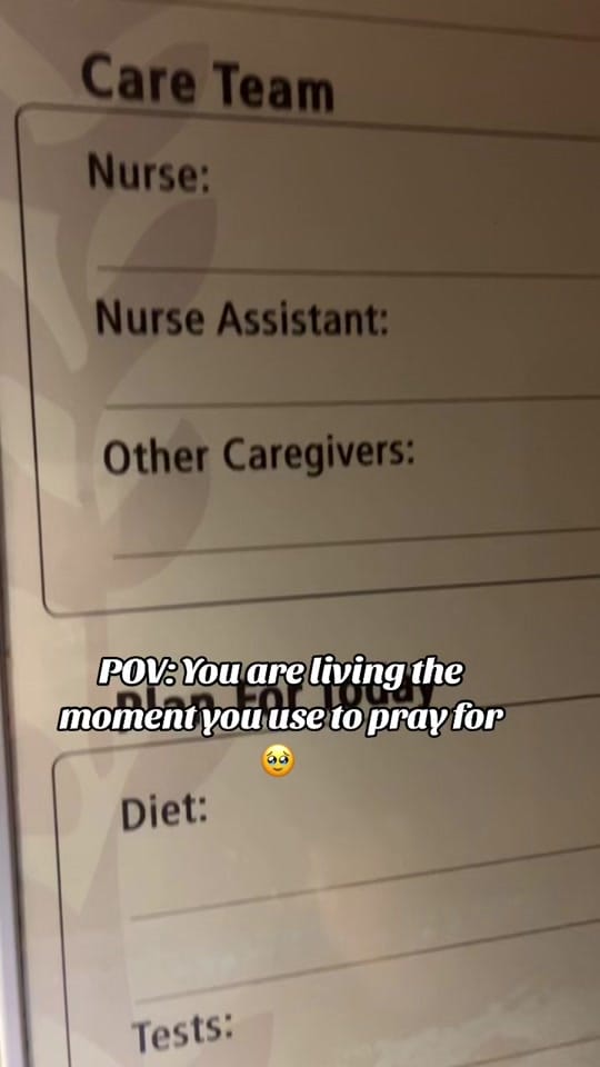 Post 10 by Moni on TikTok (video)