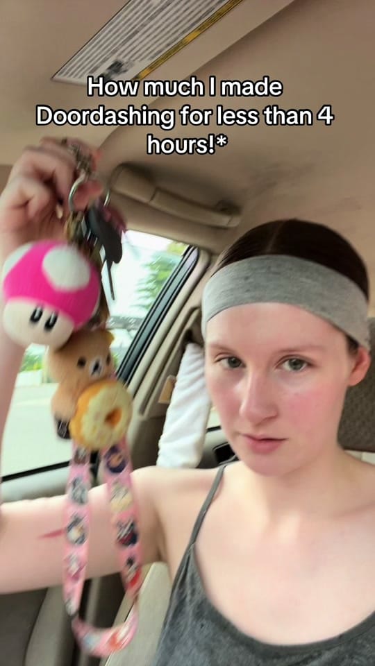 Post 6 by lovelinxox on TikTok (video)