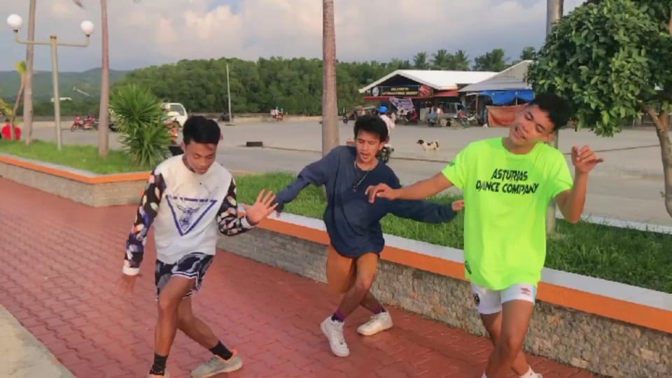 Post 6 by Asturias Dance Company on TikTok (video)