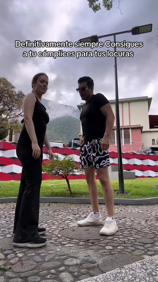 Post 5 by Delson Lugo on TikTok (video)
