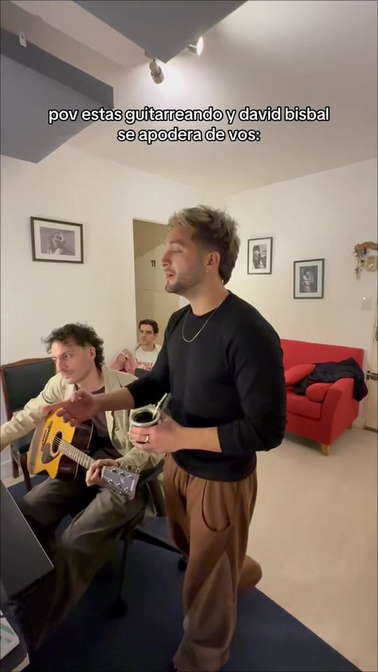 Post 4 by Alejo Alvarez on TikTok (video)