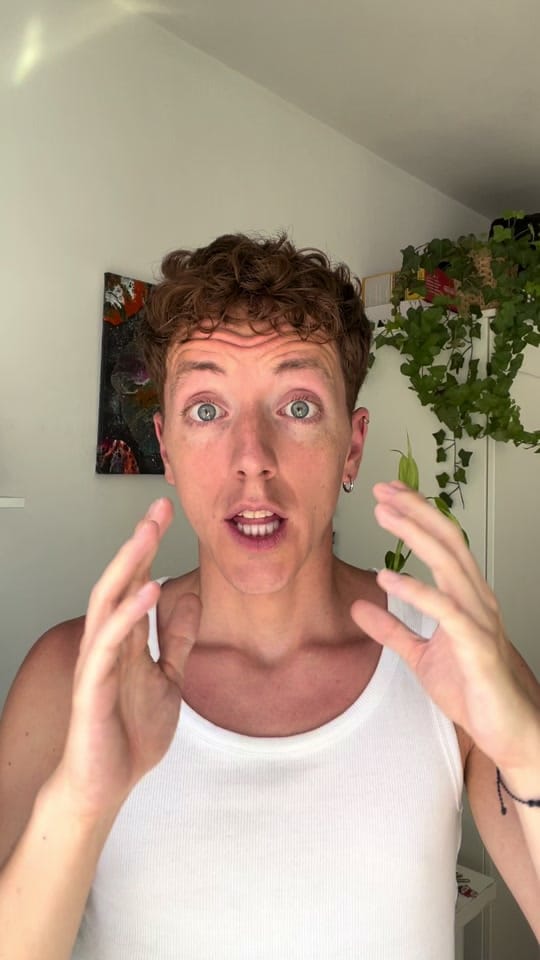 Post 8 by 𝐕𝐀𝐋𝐄𝐍𝐓𝐈𝐍 on TikTok (video)