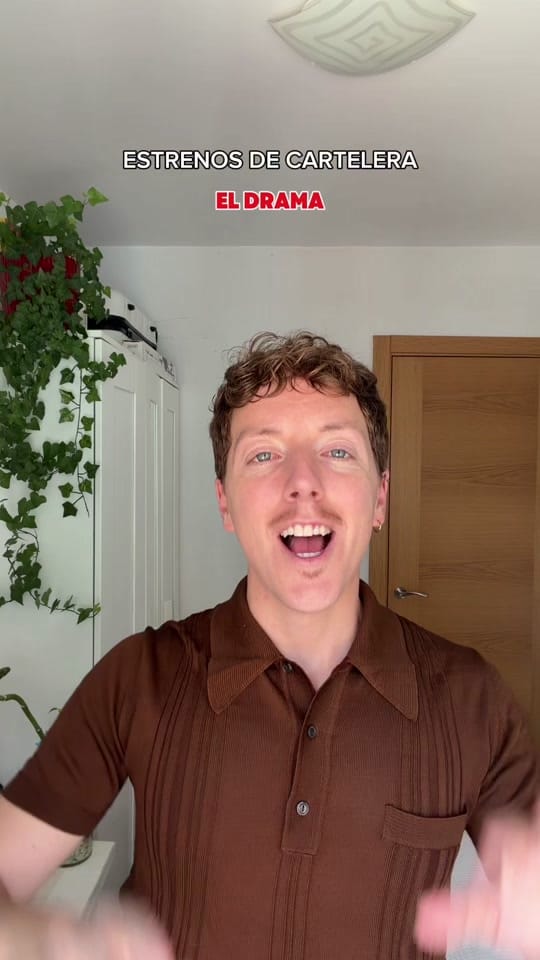 Post 2 by 𝐕𝐀𝐋𝐄𝐍𝐓𝐈𝐍 on TikTok (video)