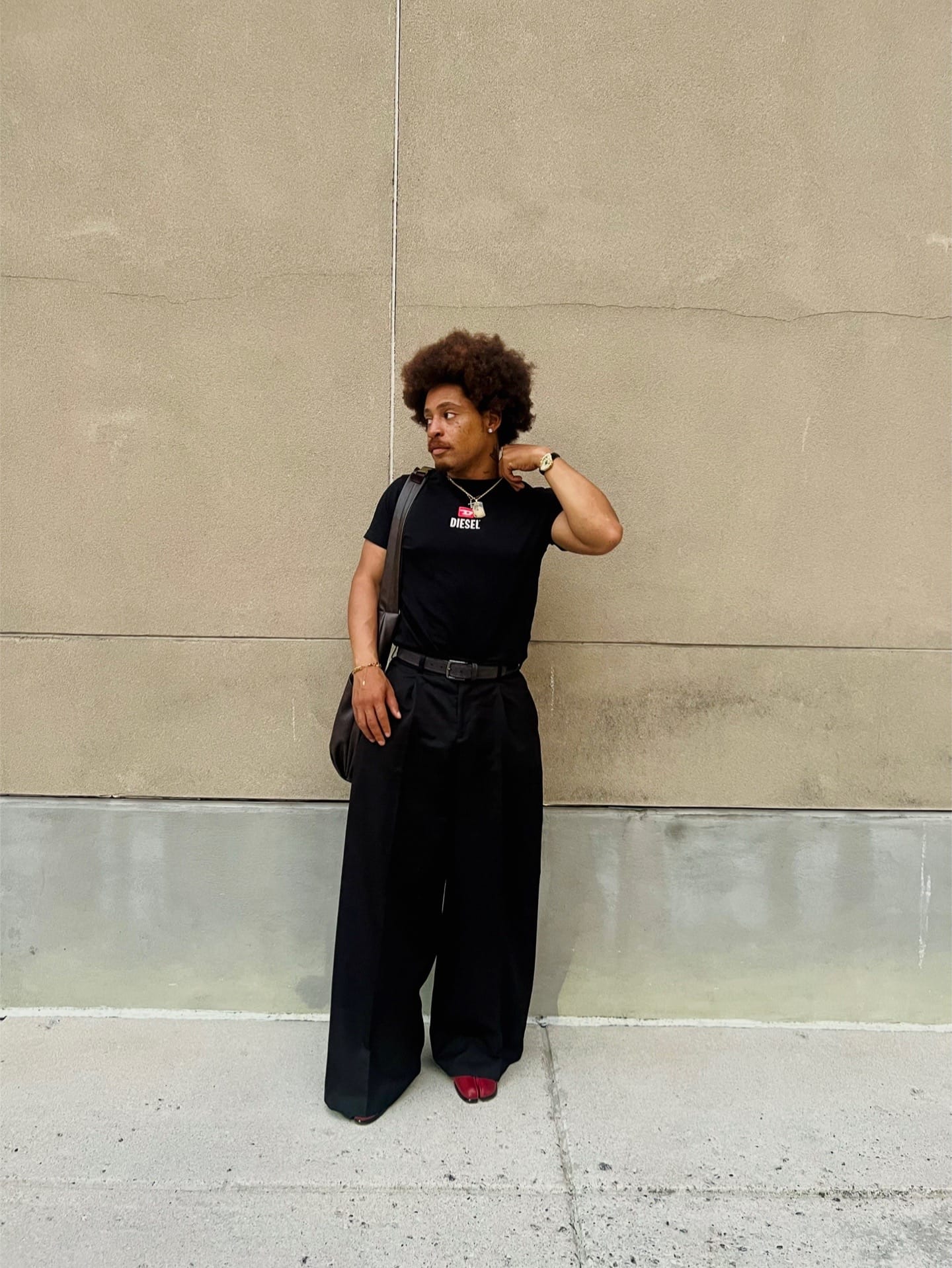 Post 3 by Wealth on TikTok (video)