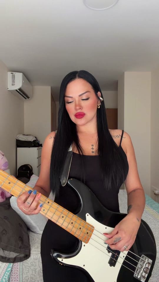 Post 1 by Dulce Nava on TikTok (video)