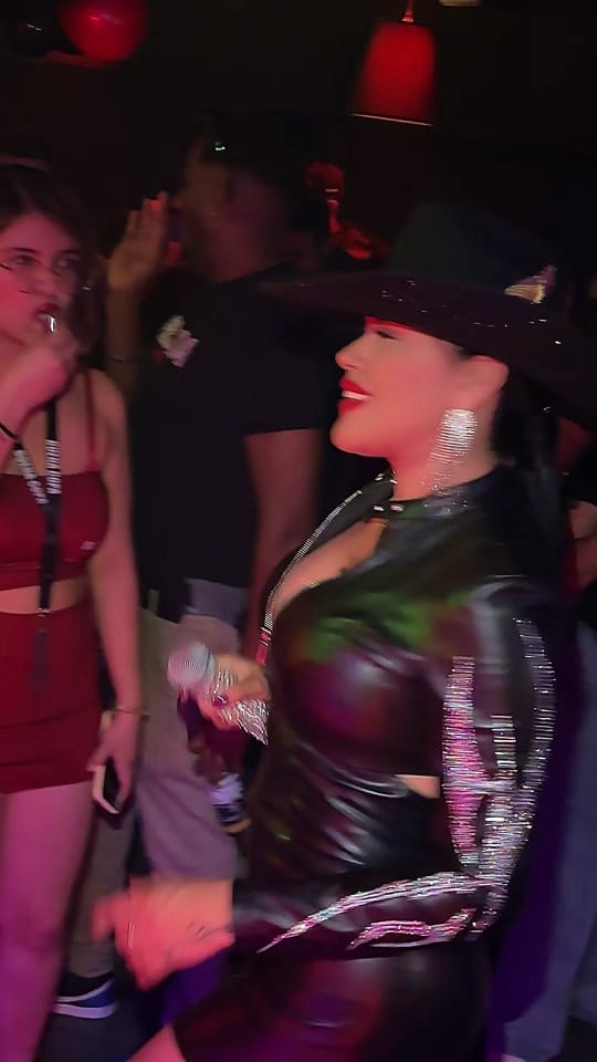 Post 7 by Dulce Nava on TikTok (video)