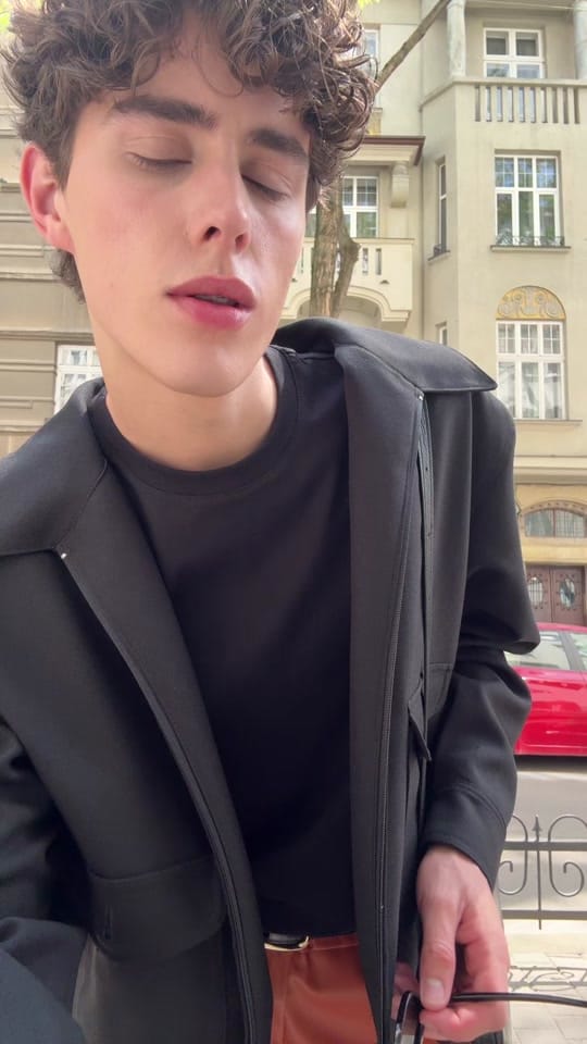 Post 6 by Danielio on TikTok (video)