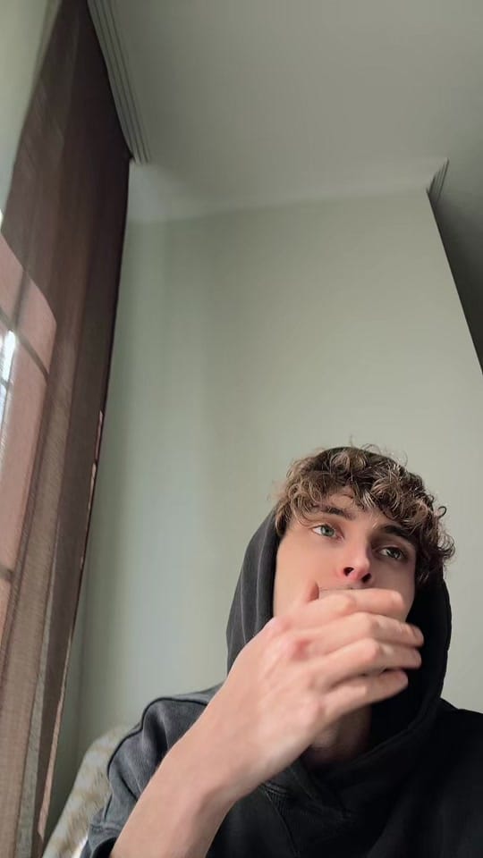Post 5 by 𝓐𝓘𝓣𝓞𝓡🌙 on TikTok (video)