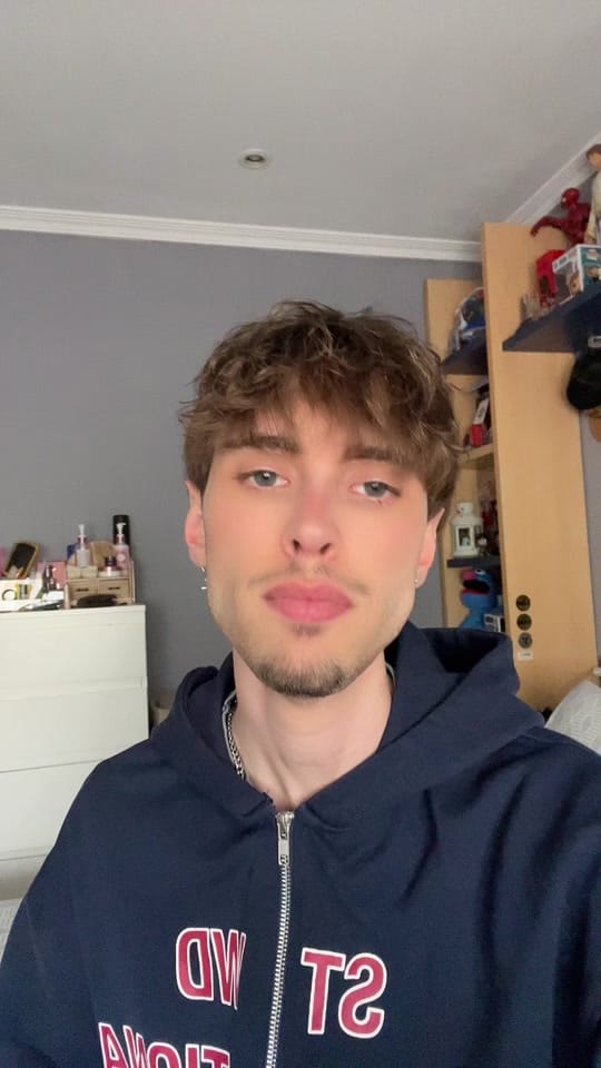 Post 3 by 𝓐𝓘𝓣𝓞𝓡🌙 on TikTok (video)