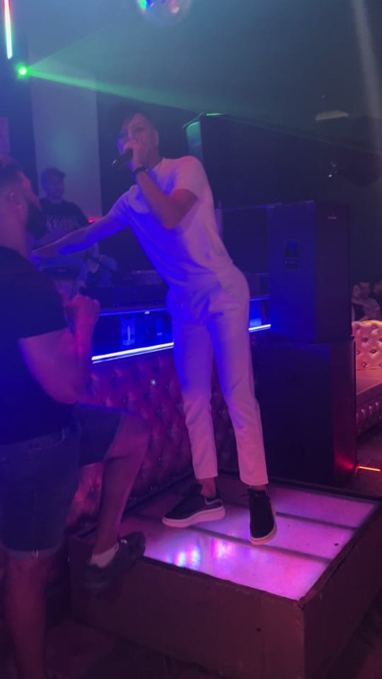 Post 6 by liveconcerts10 on TikTok (video)