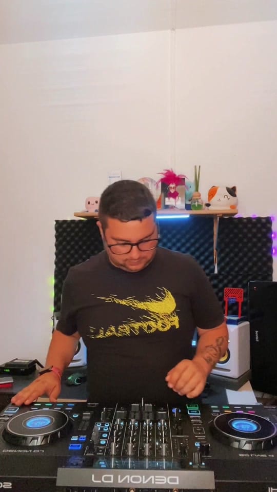 Post 7 by ronalherreraoficial🇮🇨 on TikTok (video)
