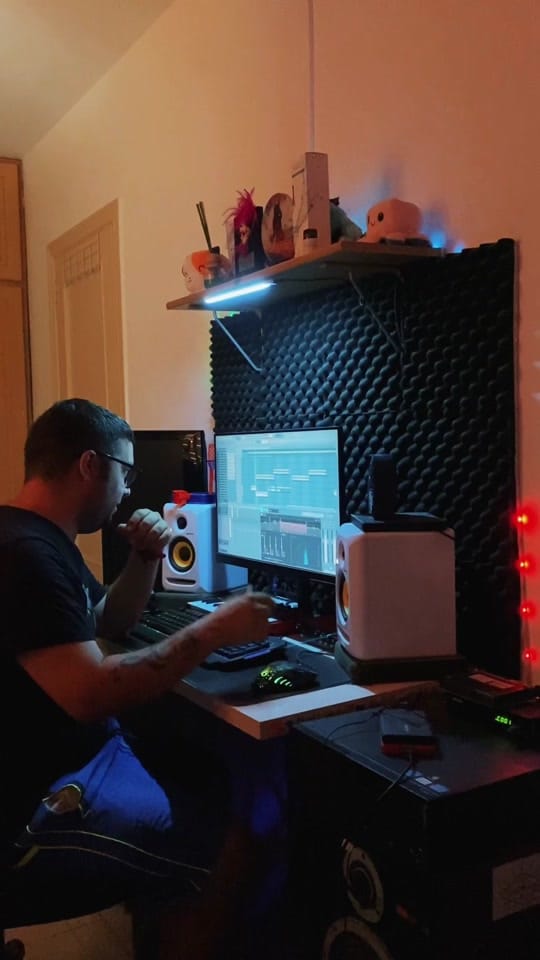 Post 4 by ronalherreraoficial🇮🇨 on TikTok (video)