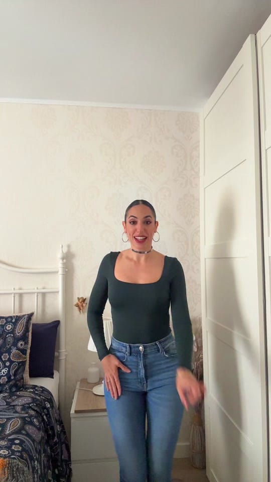 Post 9 by Adriana Díaz on TikTok (video)