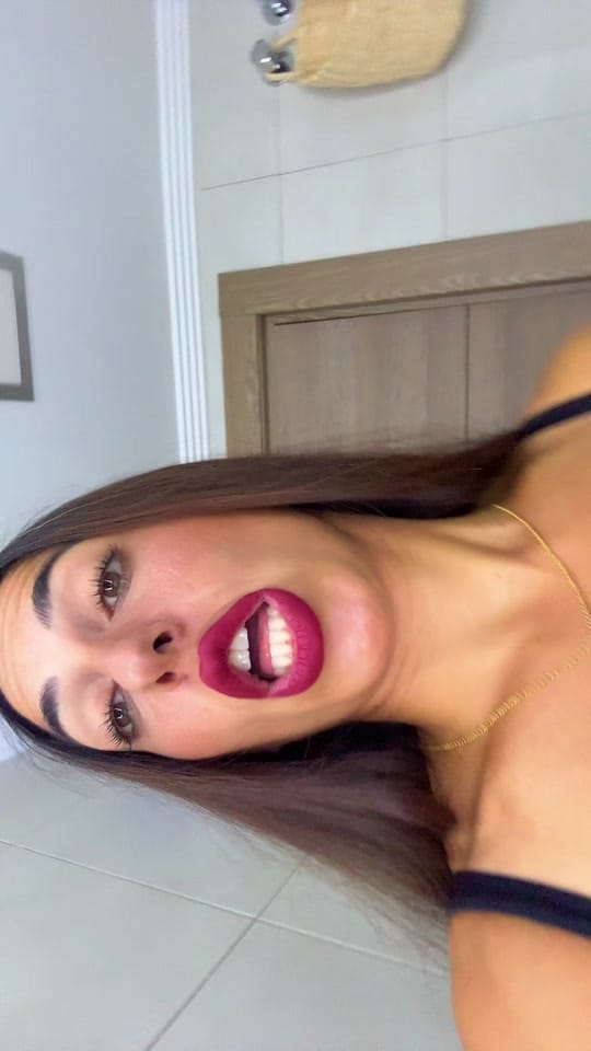Post 7 by Adriana Díaz on TikTok (video)