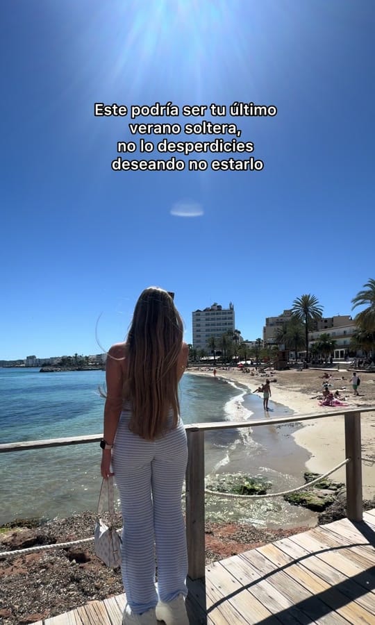 Post 2 by mariabarquero97 on TikTok (video)