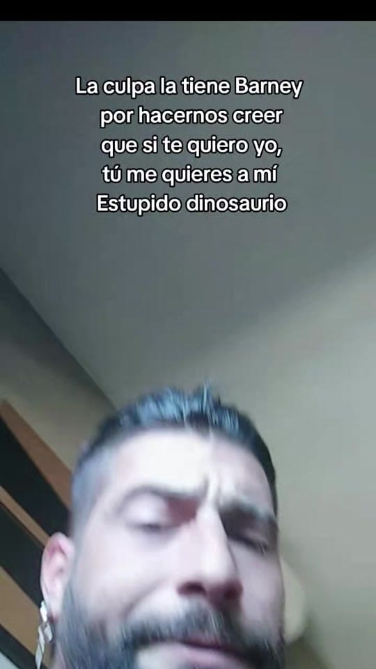 Post 7 by AdriAD🗡️ on TikTok (video)