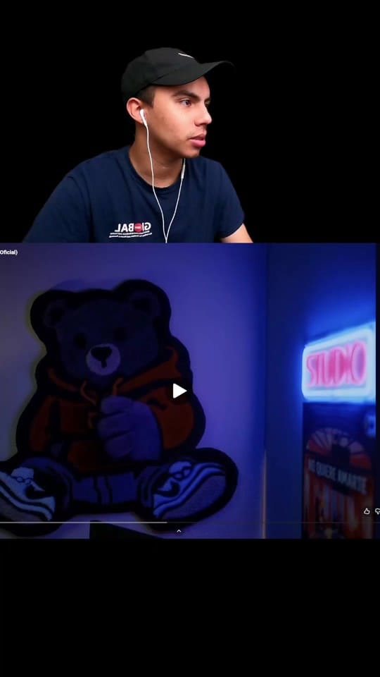 Post 1 by elpepevalenciaga on TikTok (video)