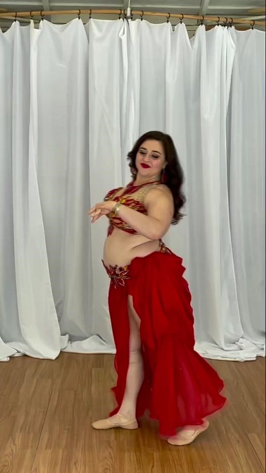Post 10 by Thea Raqs on TikTok (video)