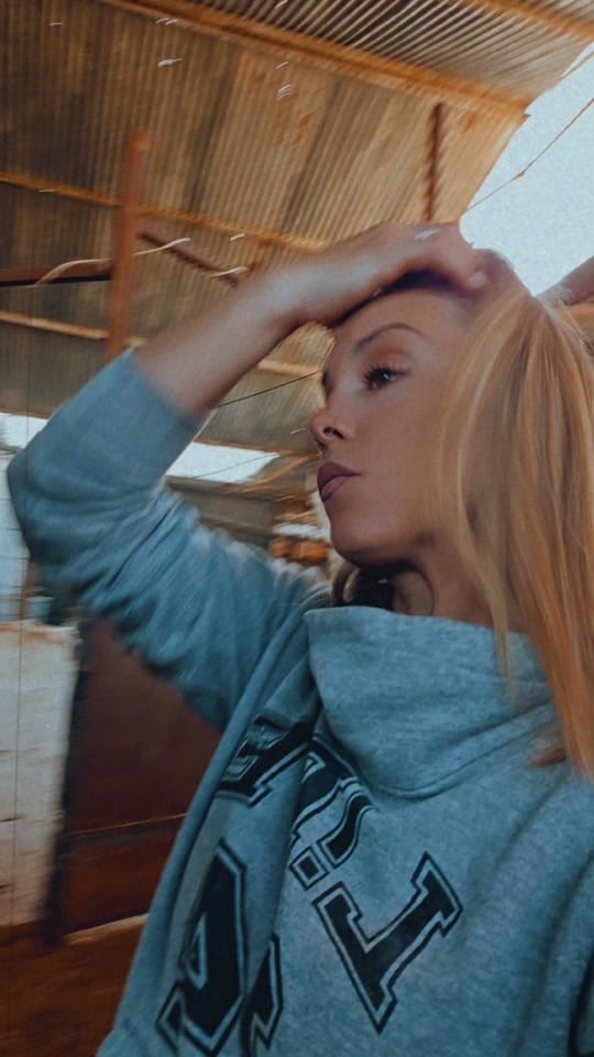 Post 4 by Deel🖤 on TikTok (video)