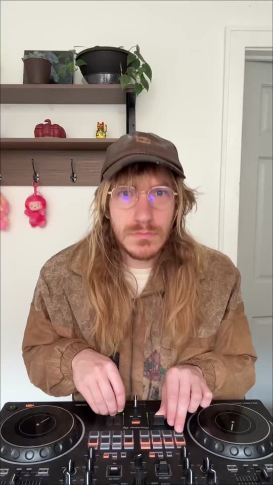 Post 1 by Airro | DJ • Mashups • Music on TikTok (video)